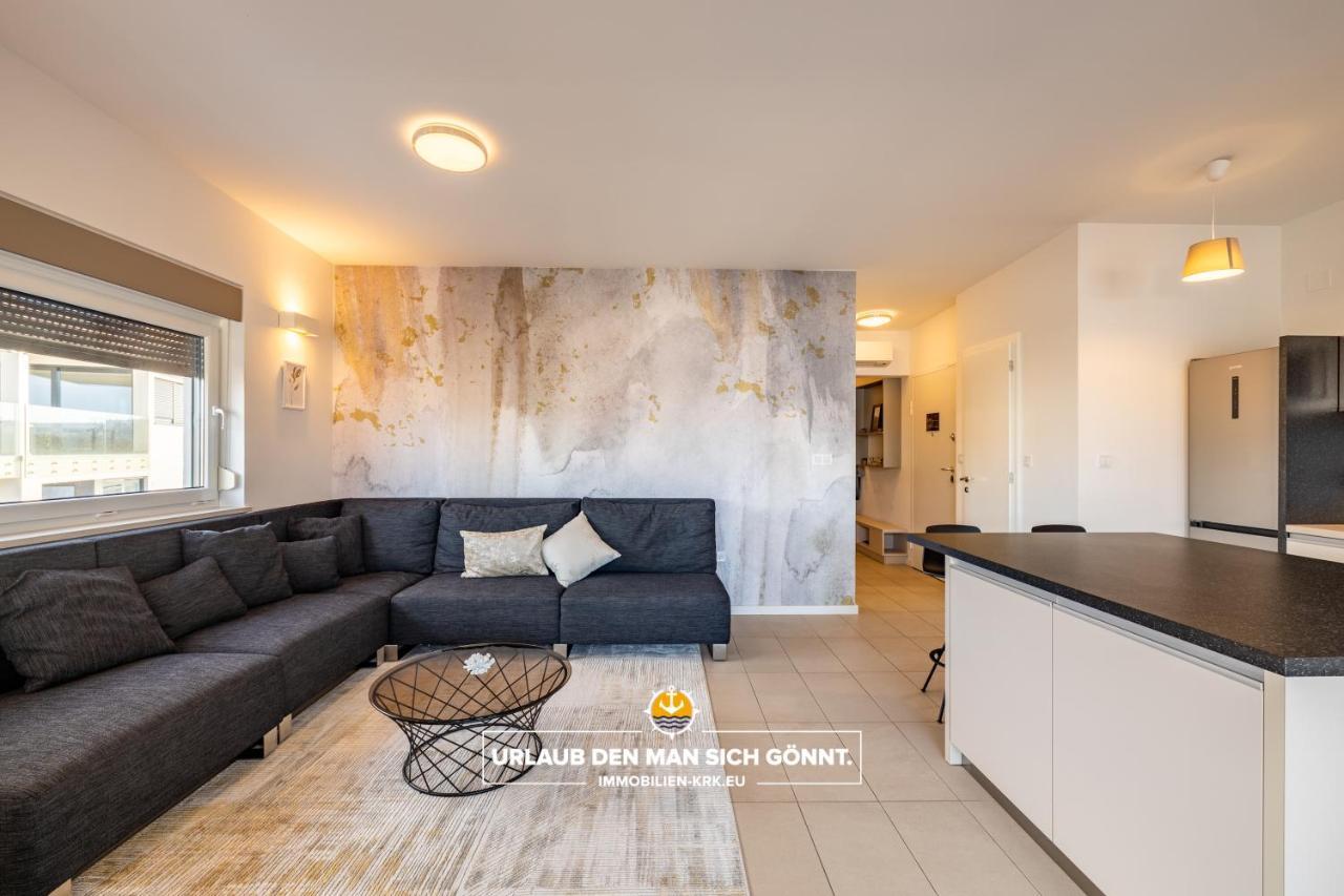 Penthouse Panorama Deluxe In Malinska Apartment Exterior foto