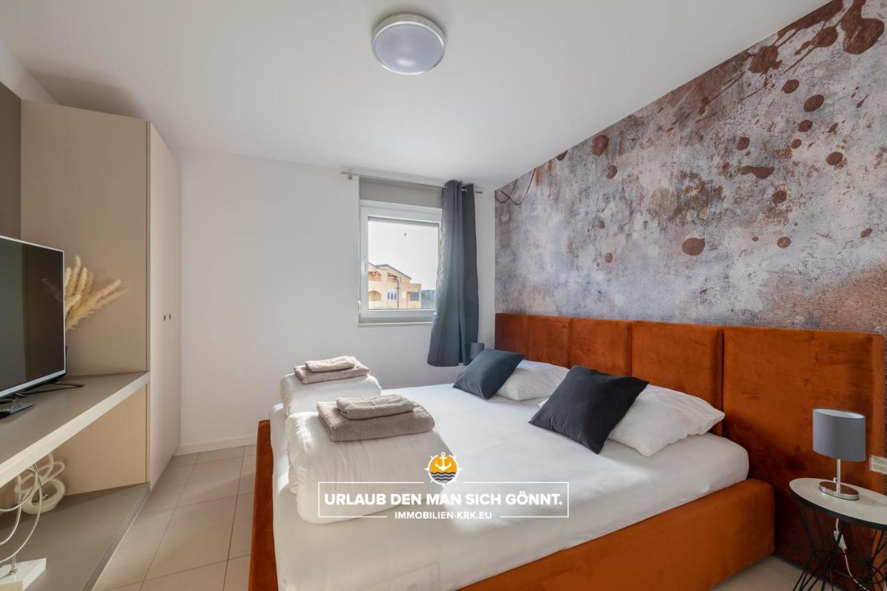 Penthouse Panorama Deluxe In Malinska Apartment Exterior foto