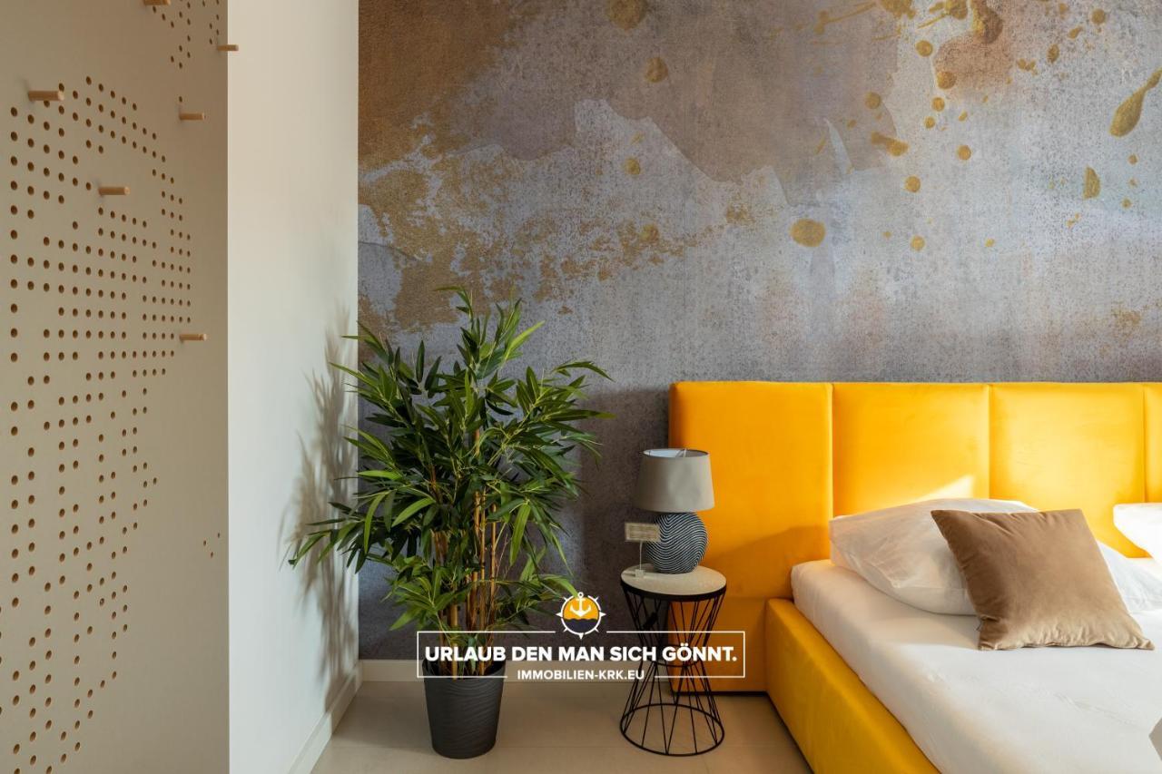 Penthouse Panorama Deluxe In Malinska Apartment Exterior foto