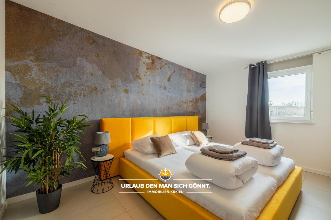 Penthouse Panorama Deluxe In Malinska Apartment Exterior foto